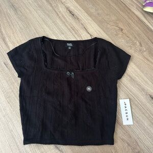 black woven pacsun cropped tee